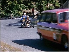 on revient au départ tous groupés
